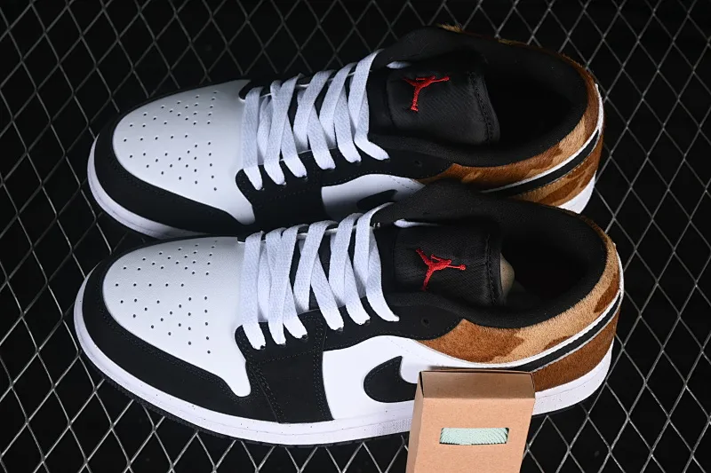 All categories Air Jordan Jordan series basketball shoes Air Jordan 1 Low Air Jordan 1 Low AJ1 Joe 1 Year of the Horse limited low-top retro culture basketball shoes IX8740-101
